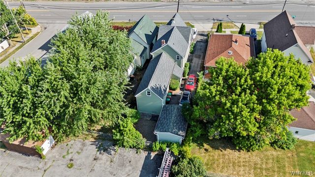 2279 Broadway Street, Cheektowaga, NY 14212