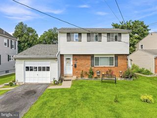1630 WHITEHALL AVE, Allentown, PA 18104