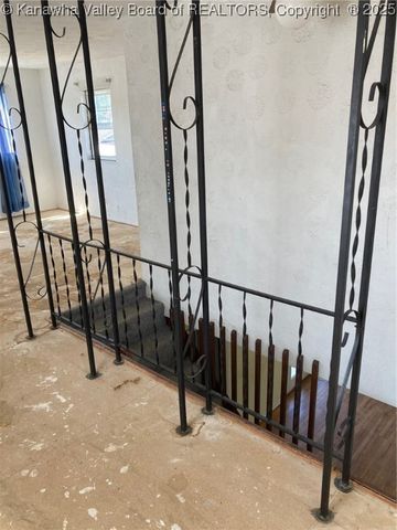 1925 7th Avenue, St Albans, WV 25177