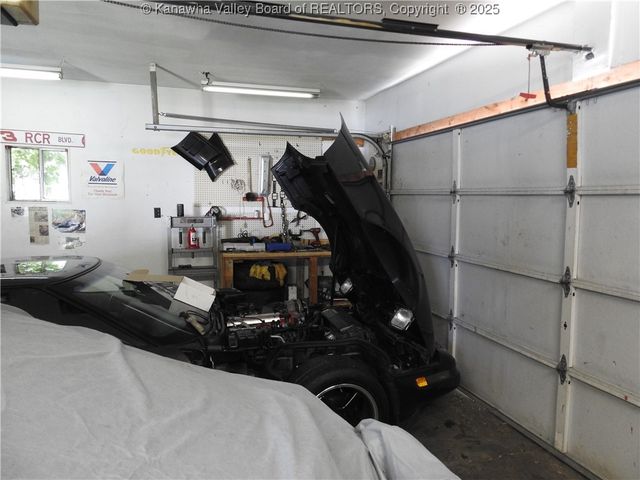 1925 7th Avenue, St Albans, WV 25177