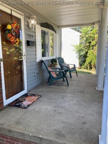 1925 7th Avenue, St Albans, WV 25177
