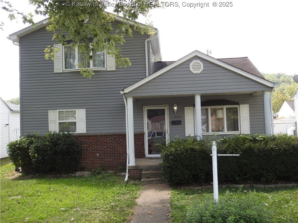 1925 7th Avenue, St Albans, WV 25177