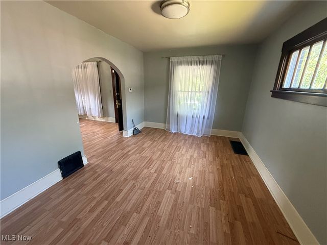 405 Drake Avenue, Youngstown, OH 44505