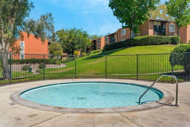 17195 W Bernardo Drive 104, Rancho Bernardo (san Diego), CA 92127
