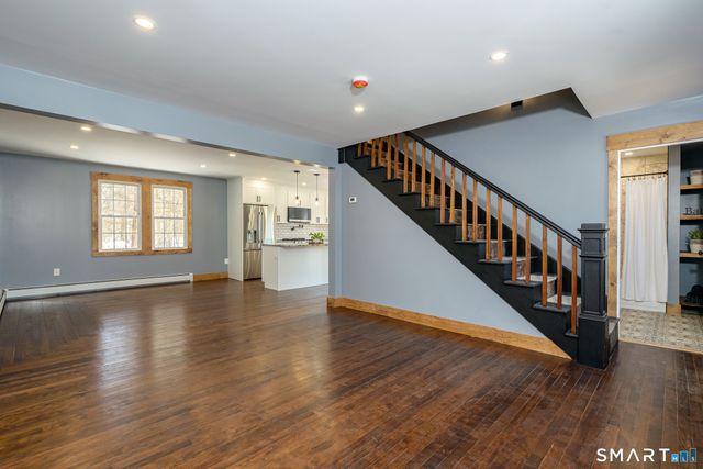 500 Old Colchester Road, Montville, CT 06382