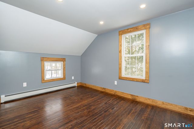 500 Old Colchester Road, Montville, CT 06382