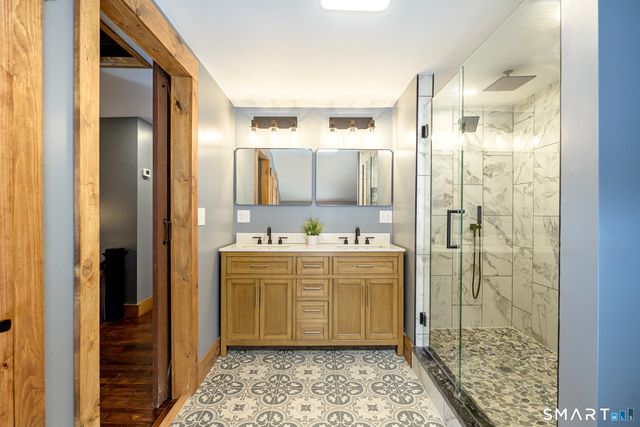 500 Old Colchester Road, Montville, CT 06382