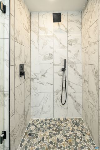 500 Old Colchester Road, Montville, CT 06382