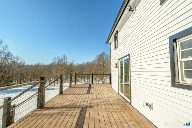 500 Old Colchester Road, Montville, CT 06382