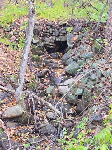 500 Old Colchester Road, Montville, CT 06382