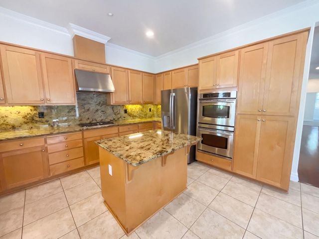 6520 Nebula Ct, Rocklin, CA 95677