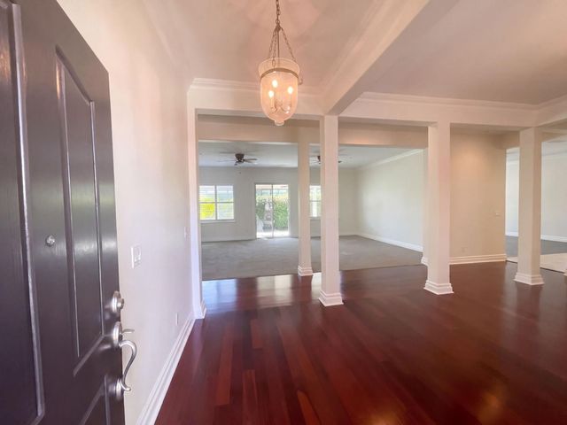 6520 Nebula Ct, Rocklin, CA 95677