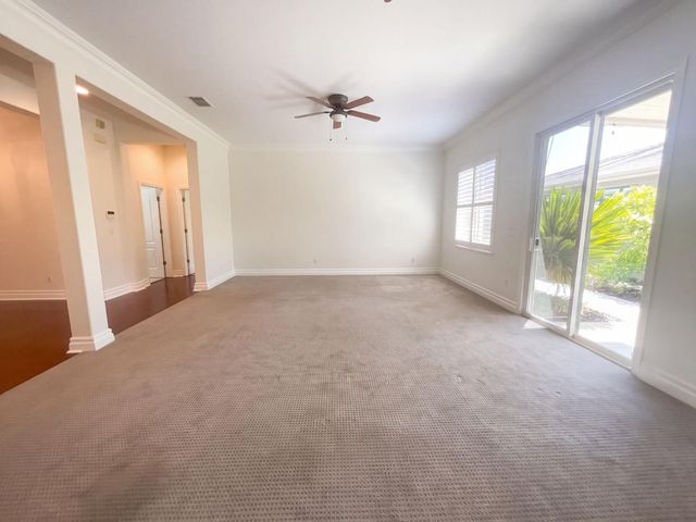 6520 Nebula Ct, Rocklin, CA 95677