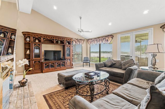 2839 Hemingway Drive, Montgomery, TX 77356