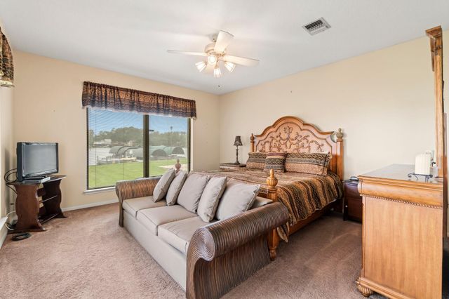 2839 Hemingway Drive, Montgomery, TX 77356