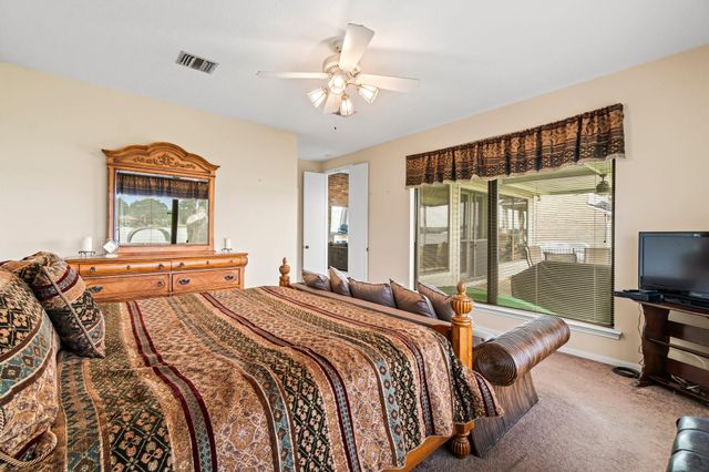 2839 Hemingway Drive, Montgomery, TX 77356