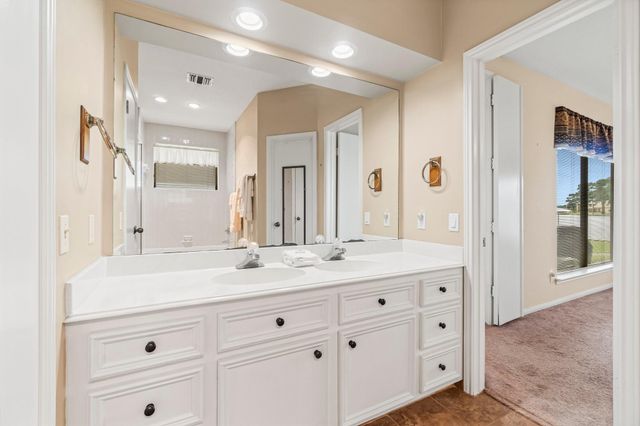 2839 Hemingway Drive, Montgomery, TX 77356