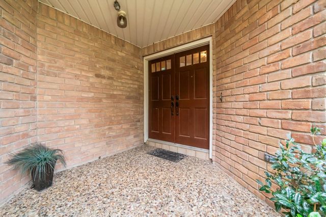 2839 Hemingway Drive, Montgomery, TX 77356