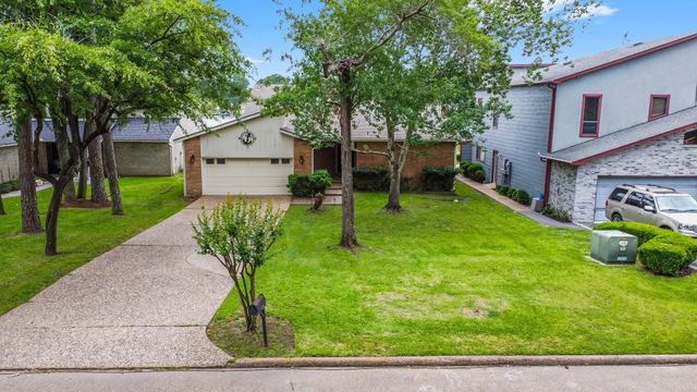 2839 Hemingway Drive, Montgomery, TX 77356