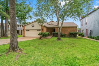 2839 Hemingway Drive, Montgomery, TX 77356