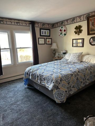 572 Puritan Drive, Shirley, NY 11967