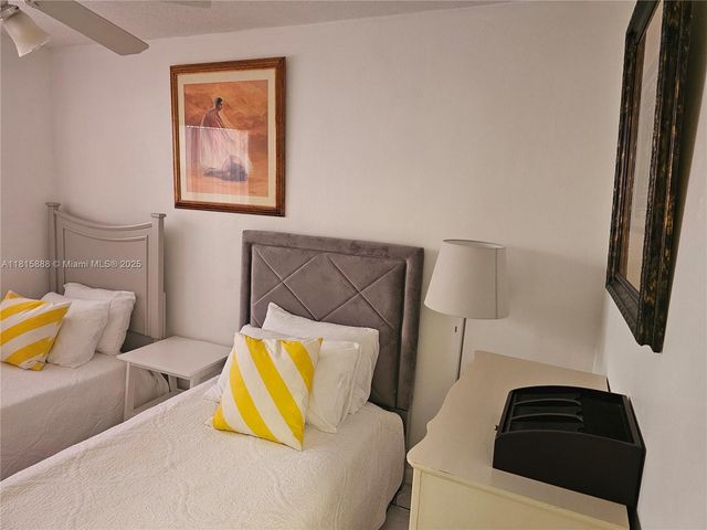 215 SE 3rd Ave 205A, Hallandale Beach, FL 33009