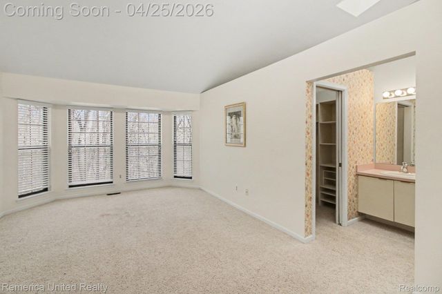 7184 Westchester Road 125, West Bloomfield Charter Township, MI 48322