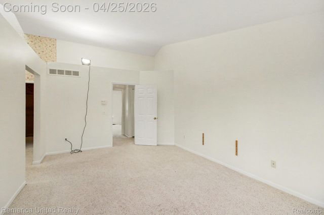 7184 Westchester Road 125, West Bloomfield Charter Township, MI 48322