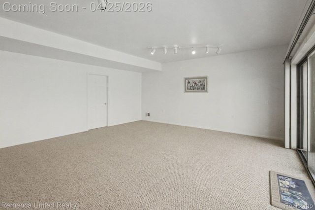 7184 Westchester Road 125, West Bloomfield Charter Township, MI 48322
