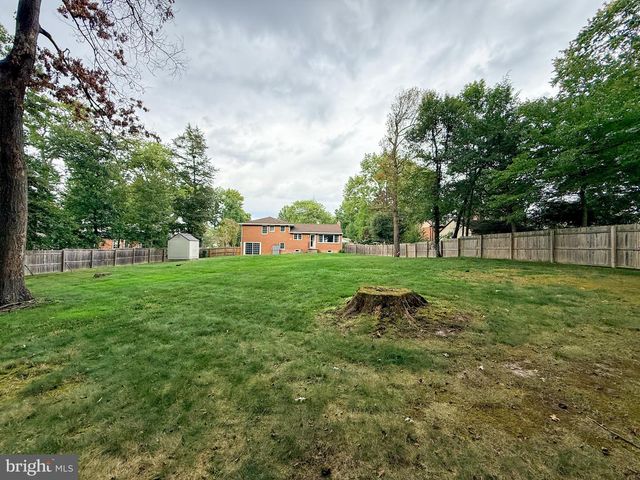 208 SYPHERD DR, Newark, DE 19711