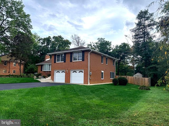 208 SYPHERD DR, Newark, DE 19711