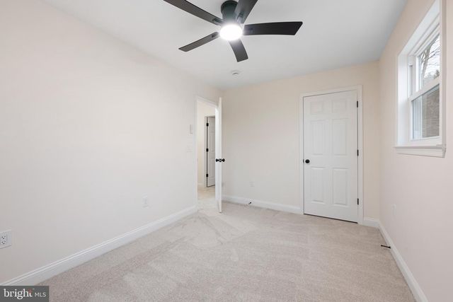 52 QUAIL HOLLOW DR, Dover, DE 19904