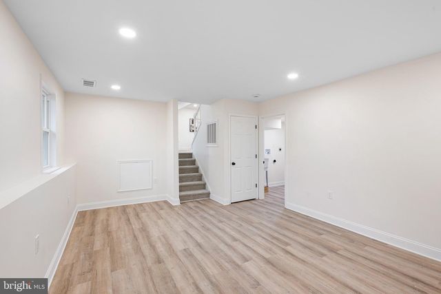 52 QUAIL HOLLOW DR, Dover, DE 19904