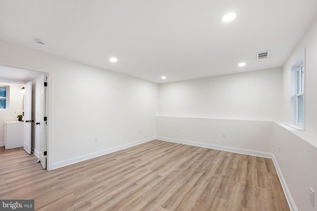 52 QUAIL HOLLOW DR, Dover, DE 19904