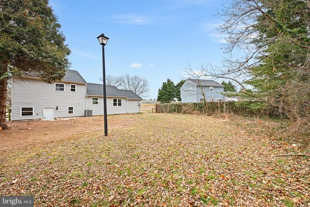 52 QUAIL HOLLOW DR, Dover, DE 19904