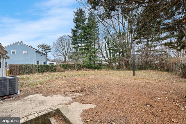 52 QUAIL HOLLOW DR, Dover, DE 19904