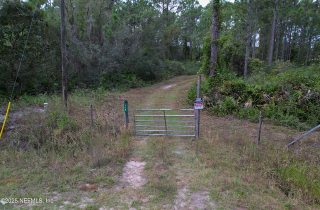 139 LAKEWAY Drive, Georgetown, FL 32139