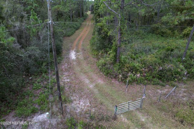 139 LAKEWAY Drive, Georgetown, FL 32139
