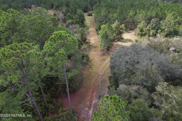 139 LAKEWAY Drive, Georgetown, FL 32139