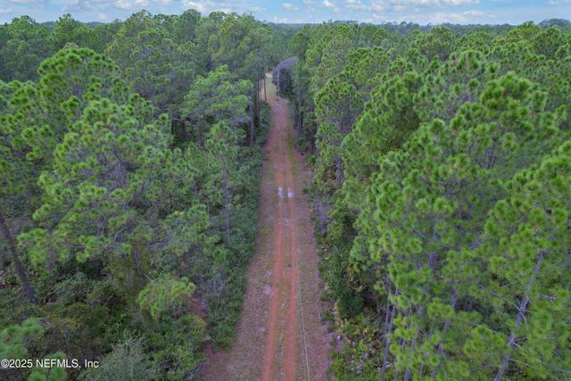 139 LAKEWAY Drive, Georgetown, FL 32139