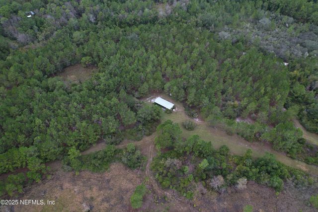 139 LAKEWAY Drive, Georgetown, FL 32139