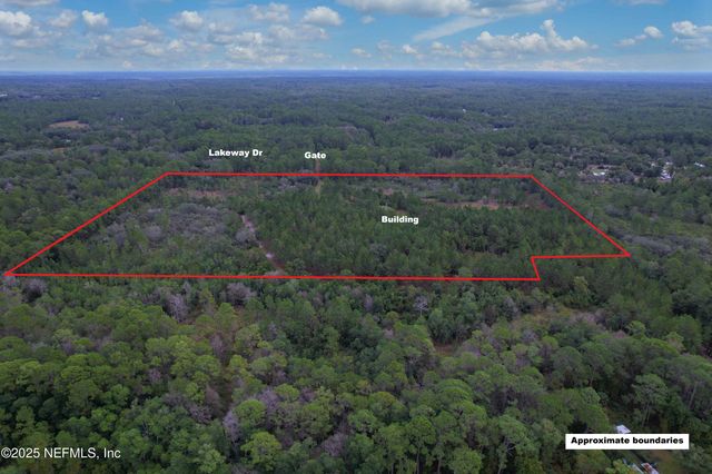 139 LAKEWAY Drive, Georgetown, FL 32139