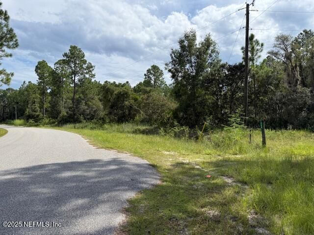 139 LAKEWAY Drive, Georgetown, FL 32139