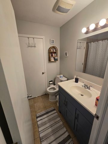 15606 Vista Drive, Oak Forest, IL 60452
