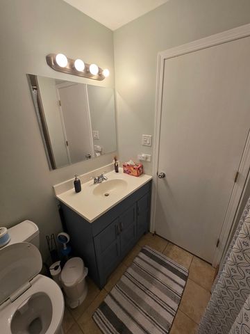 15606 Vista Drive, Oak Forest, IL 60452