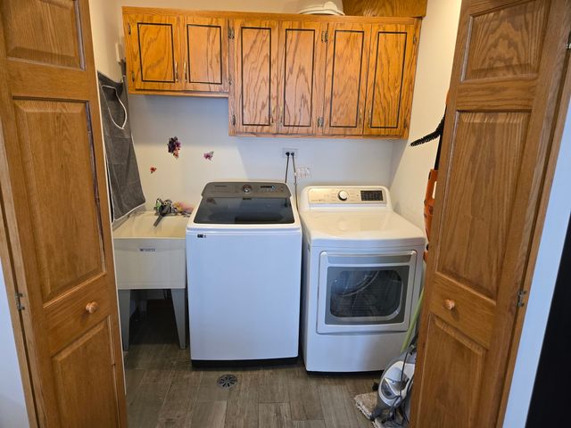 15606 Vista Drive, Oak Forest, IL 60452