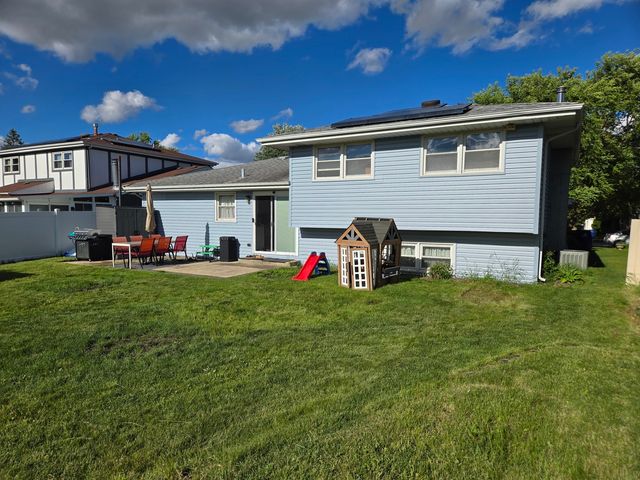 15606 Vista Drive, Oak Forest, IL 60452