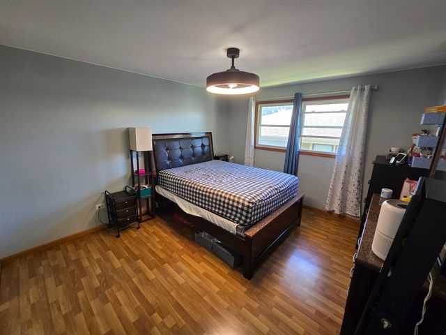 15606 Vista Drive, Oak Forest, IL 60452