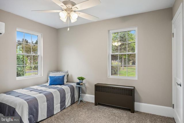 11 VALLEY FARM RD, Westampton, NJ 08060