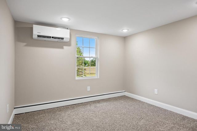 11 VALLEY FARM RD, Westampton, NJ 08060